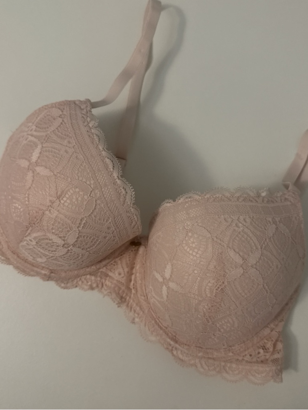 Laura Ashley Lace Push-Up Bra in Light Pink